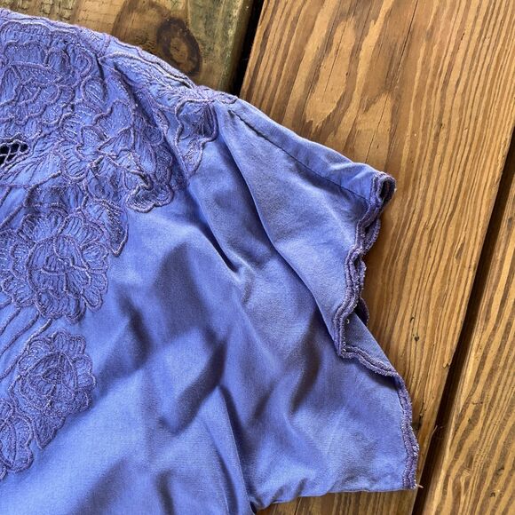 Vintage 1980s Silky Line Purple Embroidered Top Blouse - Rayon - Women's Small - Picture 5 of 6